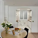 דירה Magnifique Renove Dans Le Coeur De מנטון