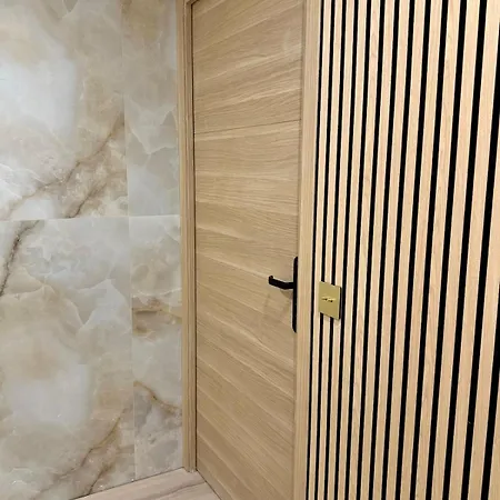 Magnifique Renove Dans Le Coeur De *