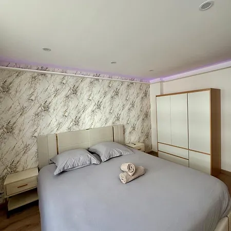 Magnifique Renove Dans Le Coeur De *