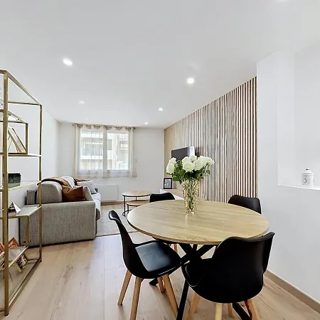 Magnifique Renove Dans Le Coeur De Apartment *