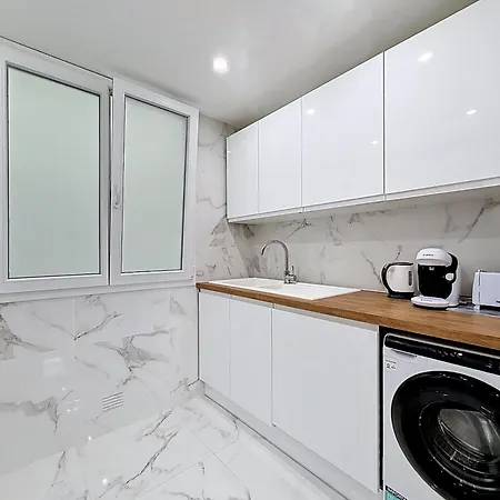 Magnifique Renove Dans Le Coeur De Apartment